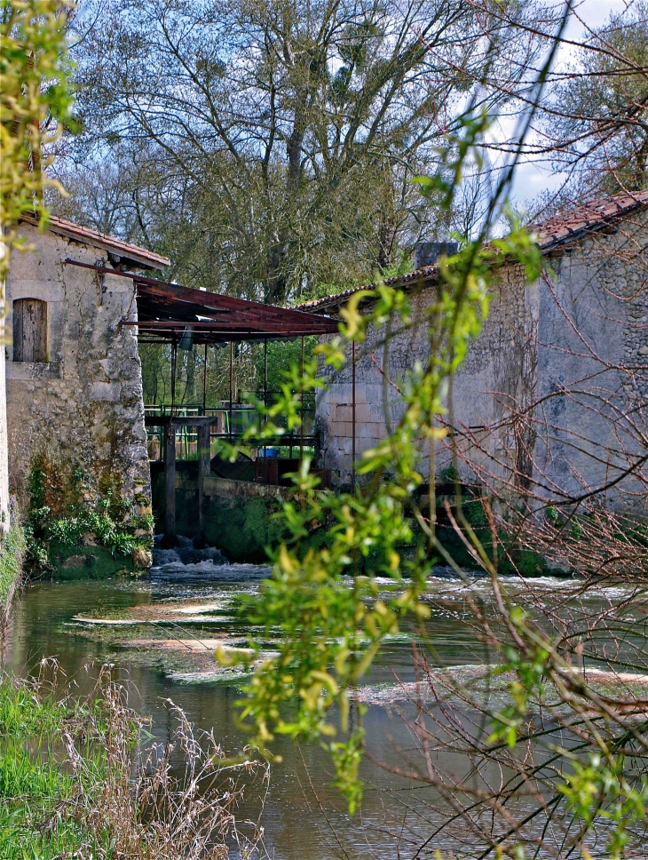 Le moulin de Comberanche - Comberanche-et-Épeluche