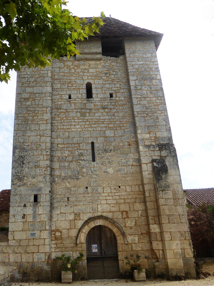 Le clocher porche de l'église - Condat-sur-Trincou