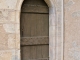 Photo suivante de Condat-sur-Vézère Petite porte de l'église sur sa façade latérale.