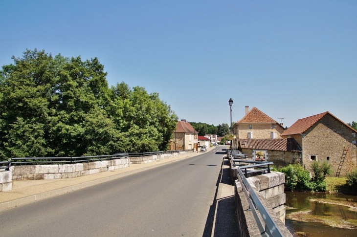 Le Village - Corgnac-sur-l'Isle