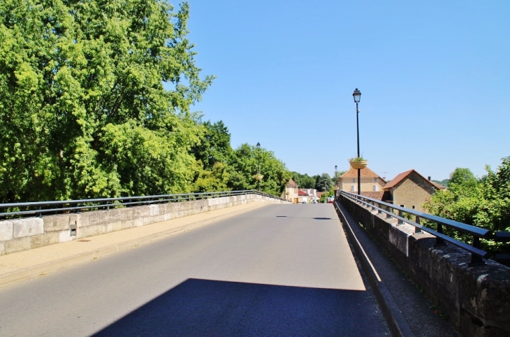 Le Village - Corgnac-sur-l'Isle