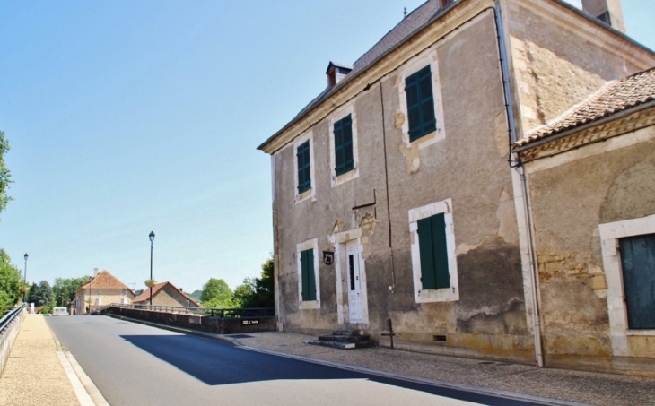 Le Village - Corgnac-sur-l'Isle