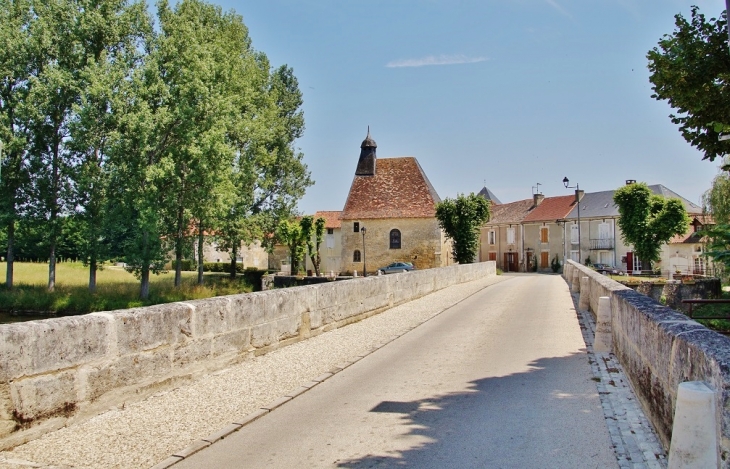 Le Village - Coulaures