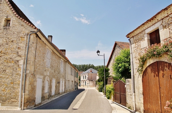 Le Village - Coulaures