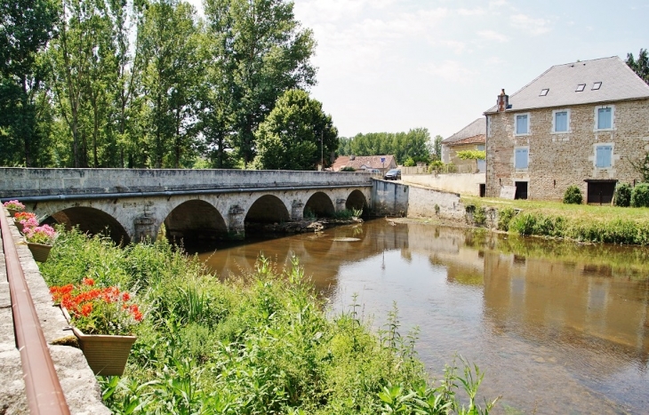 Pont-sur-La-Loue - Coulaures