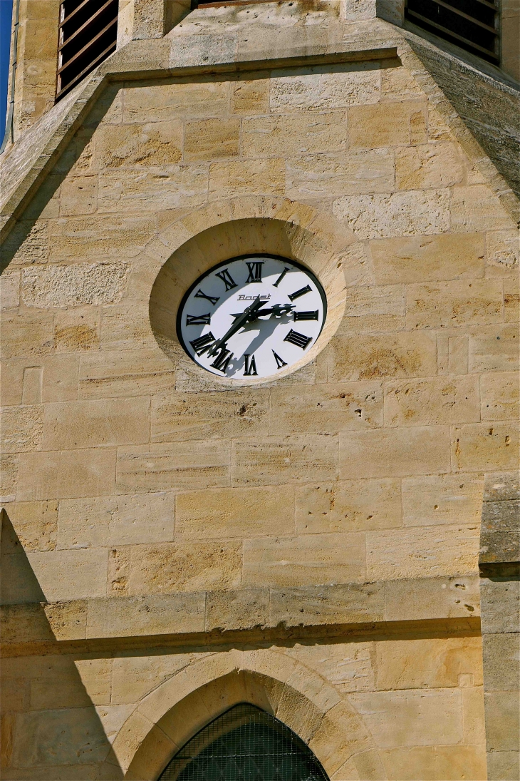 Horloge de l'église - Cours-de-Pile