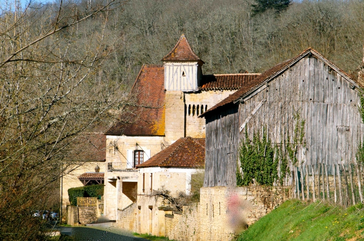 Architecture du village de Bigaroque. - Coux-et-Bigaroque