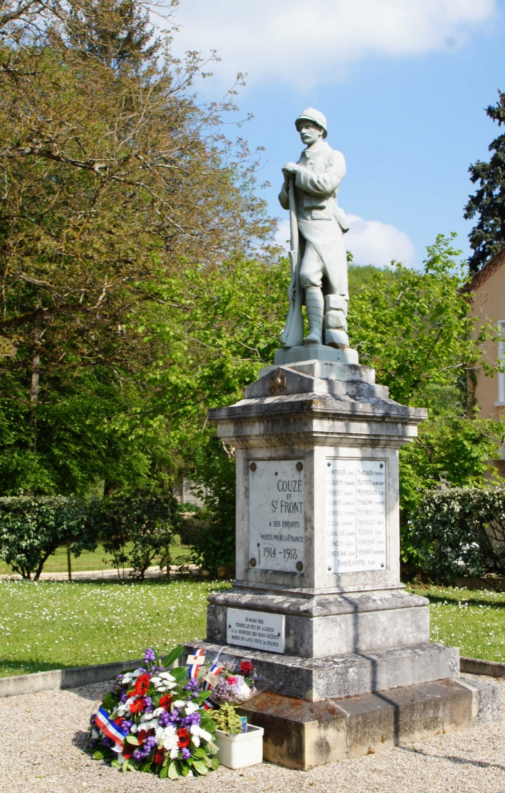 Le Monument aux Morts - Couze-et-Saint-Front