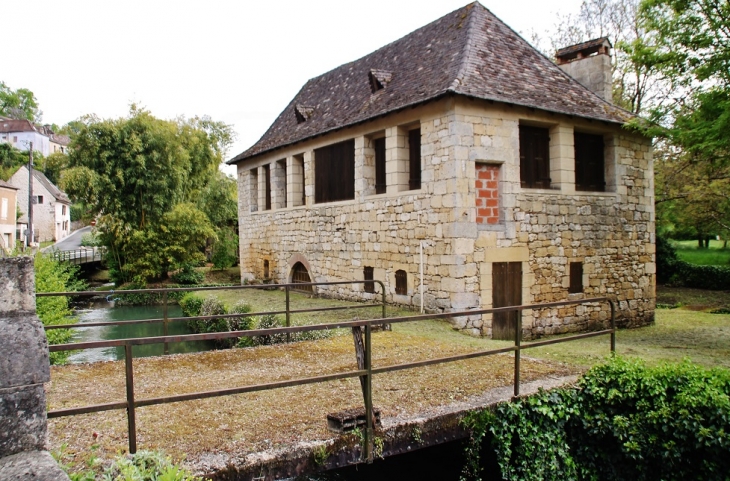 La Commune ( La Couze ) - Couze-et-Saint-Front