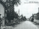 Photo précédente de Creysse Début XXe siècle, Entrée du bourg par la route de Mouleydier (carte postale ancienne).