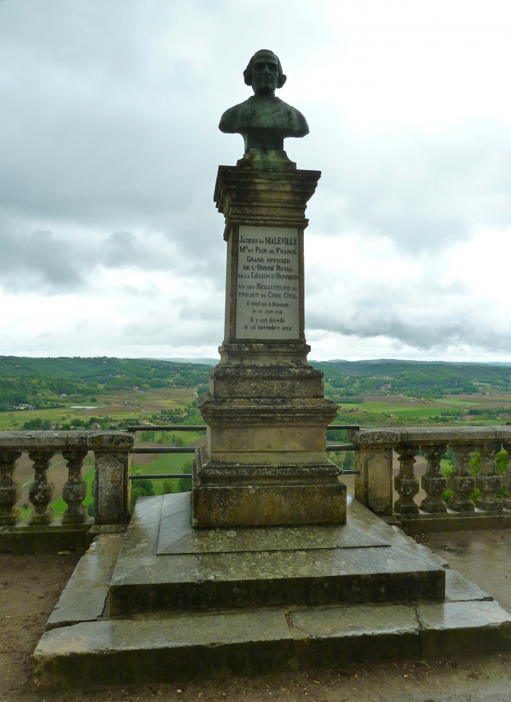 Monument : Jacques de Maleville. - Domme