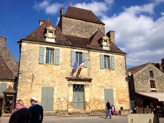 L'hôtel de ville. - Domme