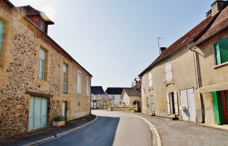 Le Village - Dussac