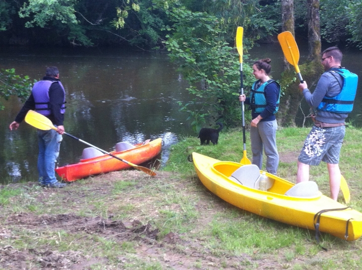 Ballade en canoë sur L'Isle au départ du camping  - Escoire