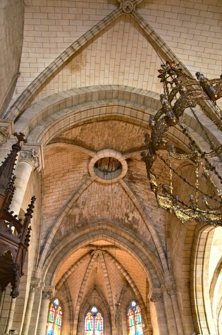 Le plafond de l'église Saint thomas. - Excideuil