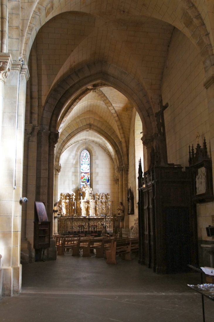 Eglise Saint Thomas : collateral de droite.   - Excideuil