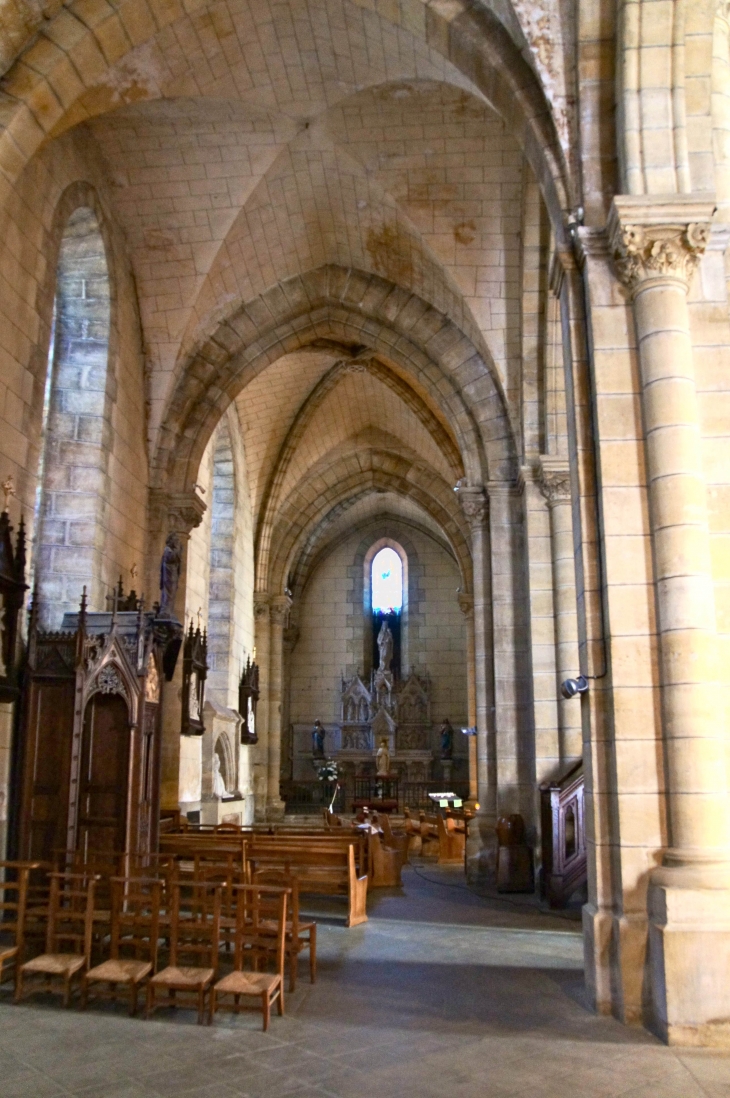 Eglise Saint Thomas : collateral de gauche. - Excideuil