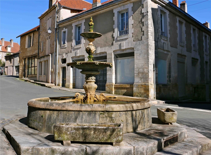 La fontaine Bugeaud - Excideuil