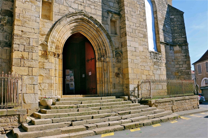 Le portail ouest de l'église Saint Thomas - Excideuil