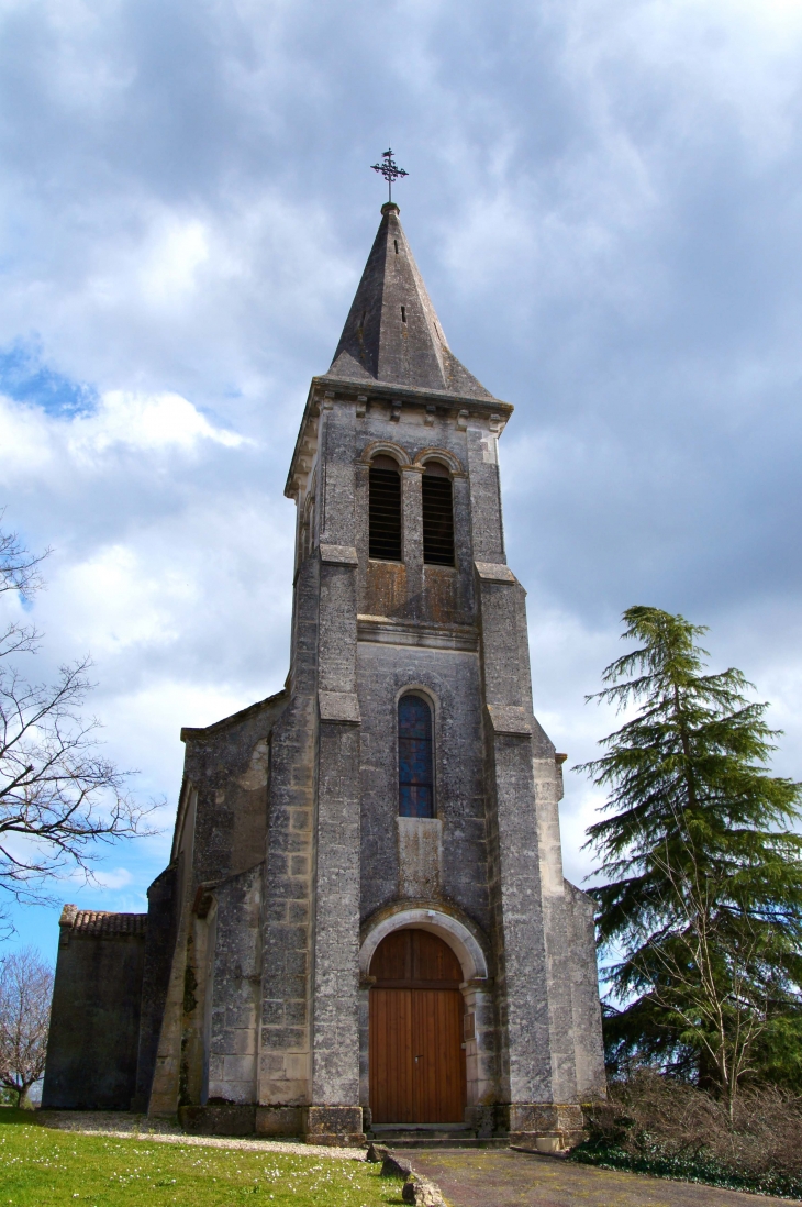 Eglise Saint-Pierre d'Eygurande. - Eygurande-et-Gardedeuil