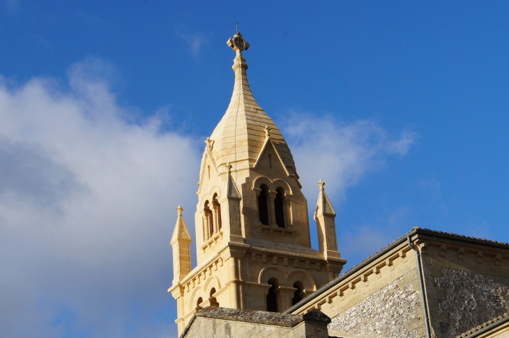 Clocher de l'église. - Faux