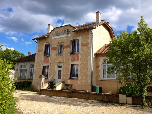 L'ancienne école devenue habitation. - Fleurac