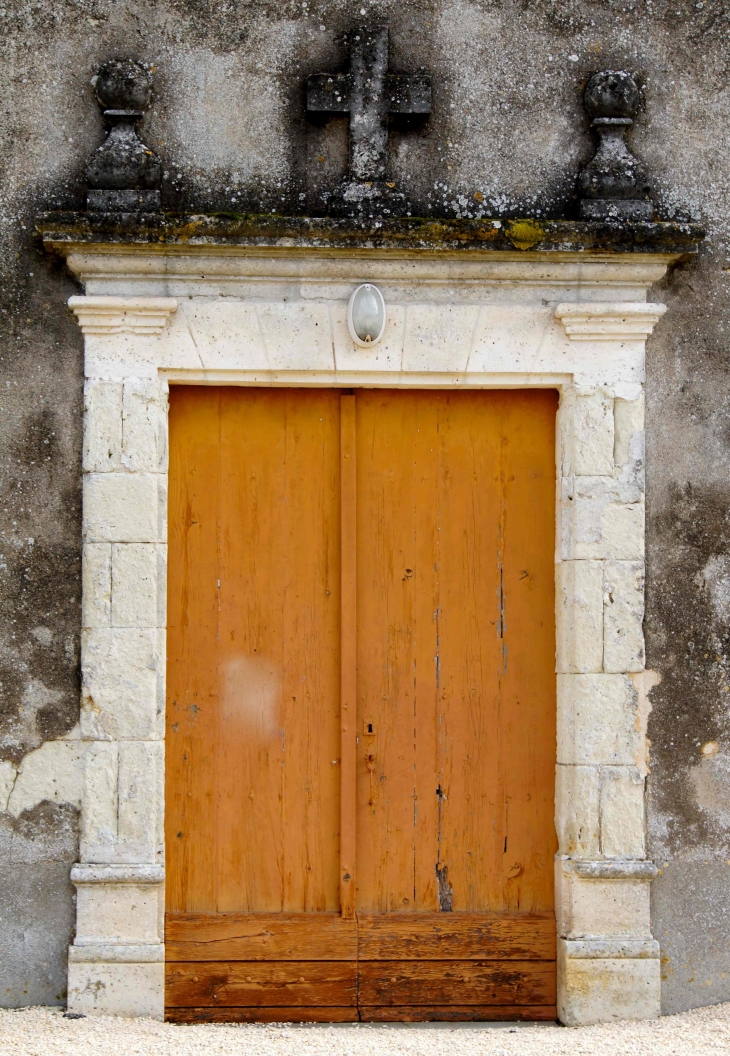 Le portail de l'église de Gageac. - Gageac-et-Rouillac