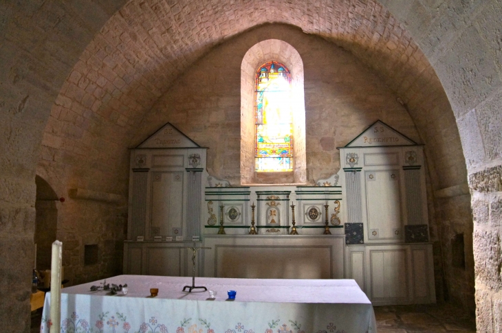 Le retable de l'église Saint Martin. - Granges-d'Ans