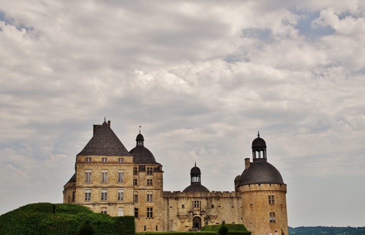 Le Château - Hautefort