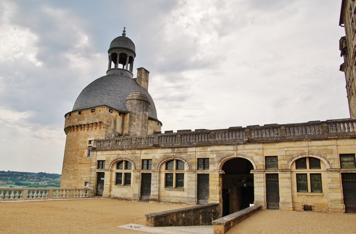 Le Château - Hautefort