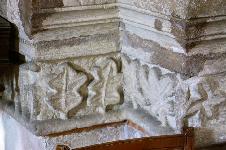 Dans l'église Saint Etienne. - Javerlhac-et-la-Chapelle-Saint-Robert