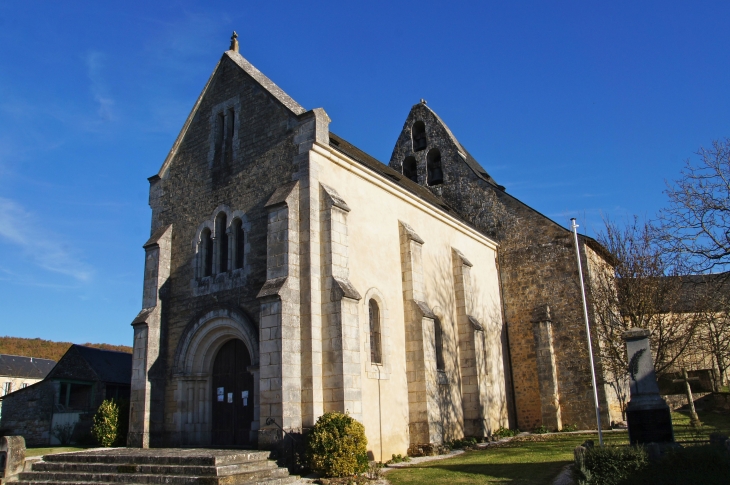 Eglise Saint Julien des XIIe et XIXe siècles. - Jayac