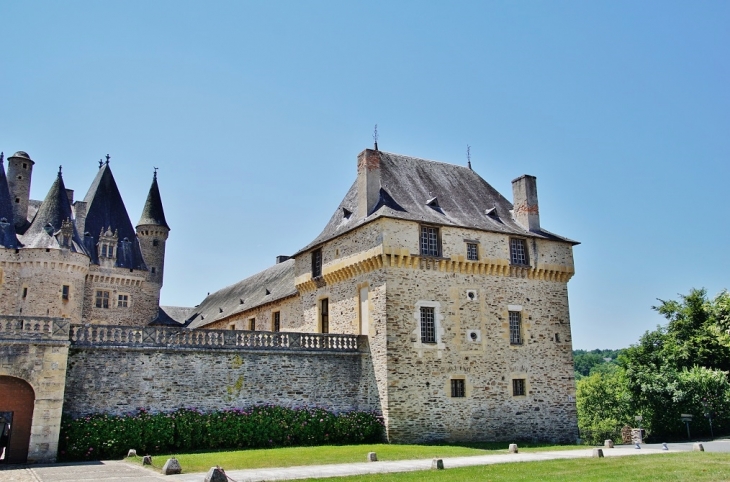 Le Château - Jumilhac-le-Grand