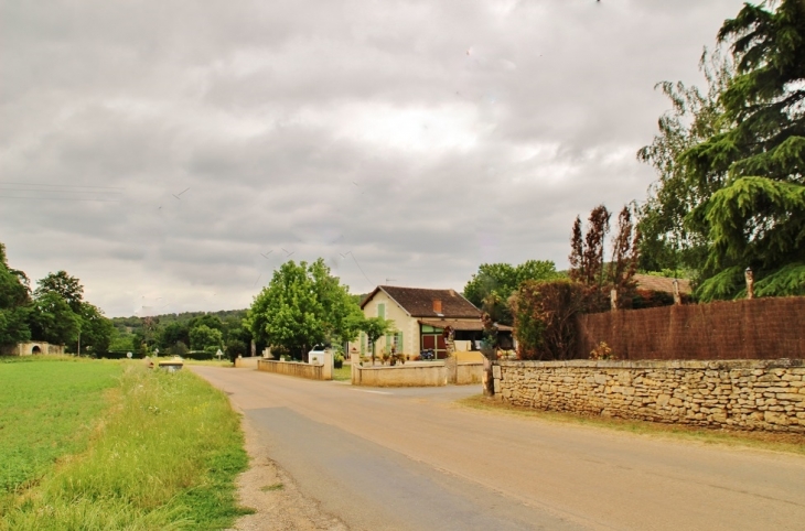 Le Village - La Boissière-d'Ans