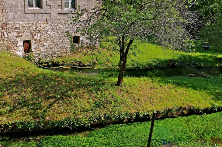 Le moulin de Ladoux - La Cassagne