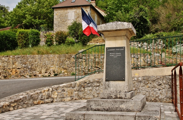 Monument-aux-Morts - La Cassagne