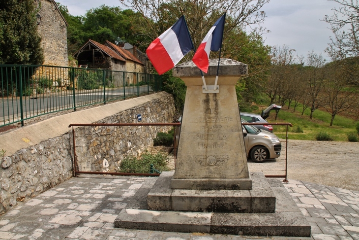 Monument-aux-Morts - La Cassagne