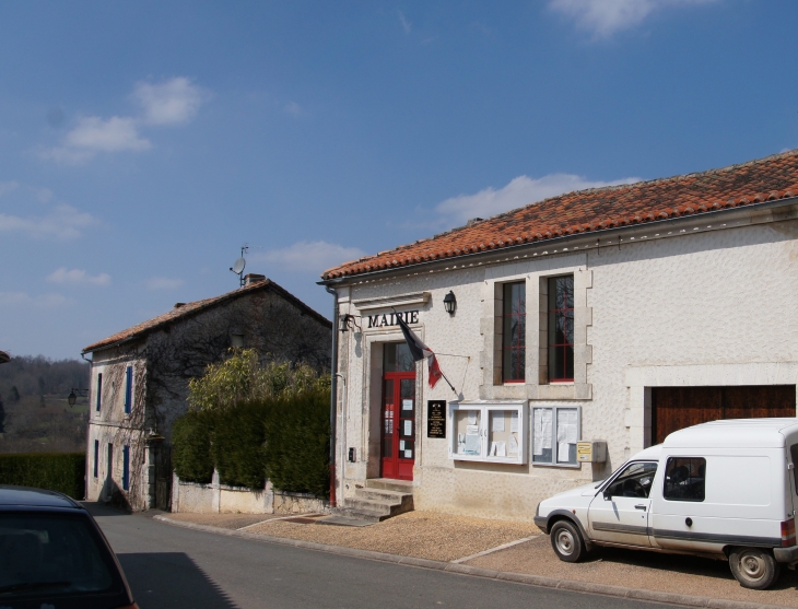 La Mairie - La Chapelle-Montmoreau