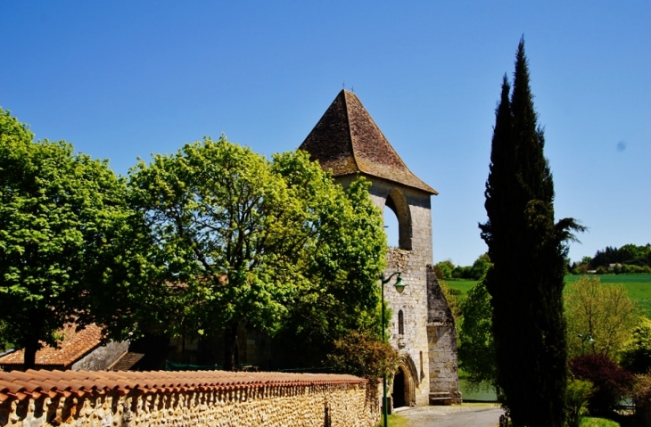 église St Pierre - La Douze