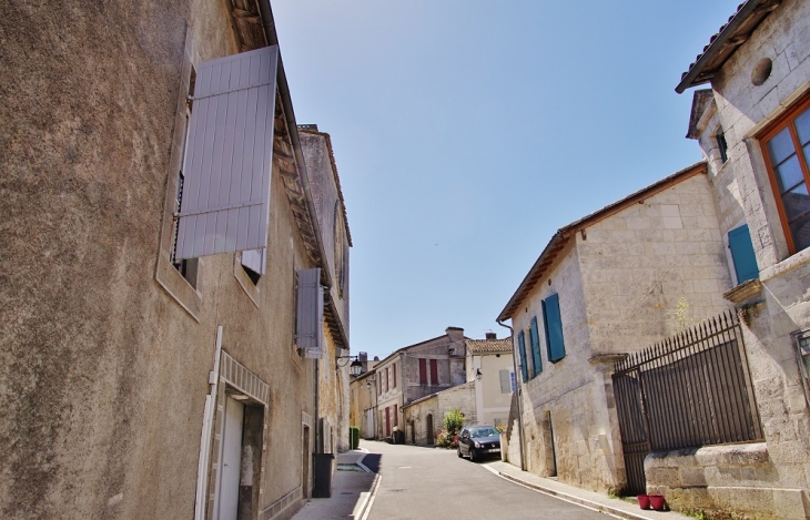 Le Village - La Rochebeaucourt-et-Argentine