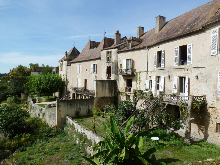 Maisons sur les bords de la Dordogne - Lalinde