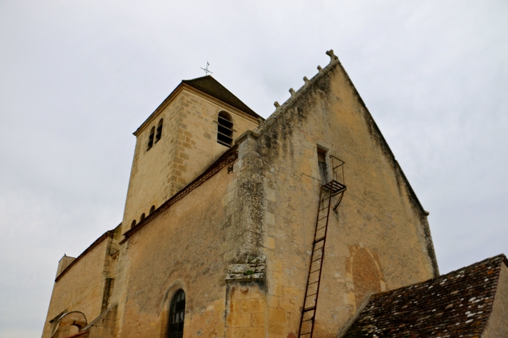 Eglise Sainte Colombe. - Lalinde