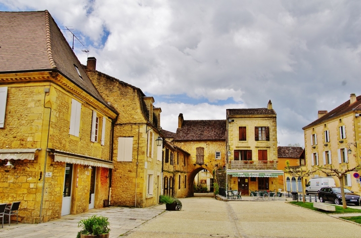 La Commune - Le Buisson-de-Cadouin