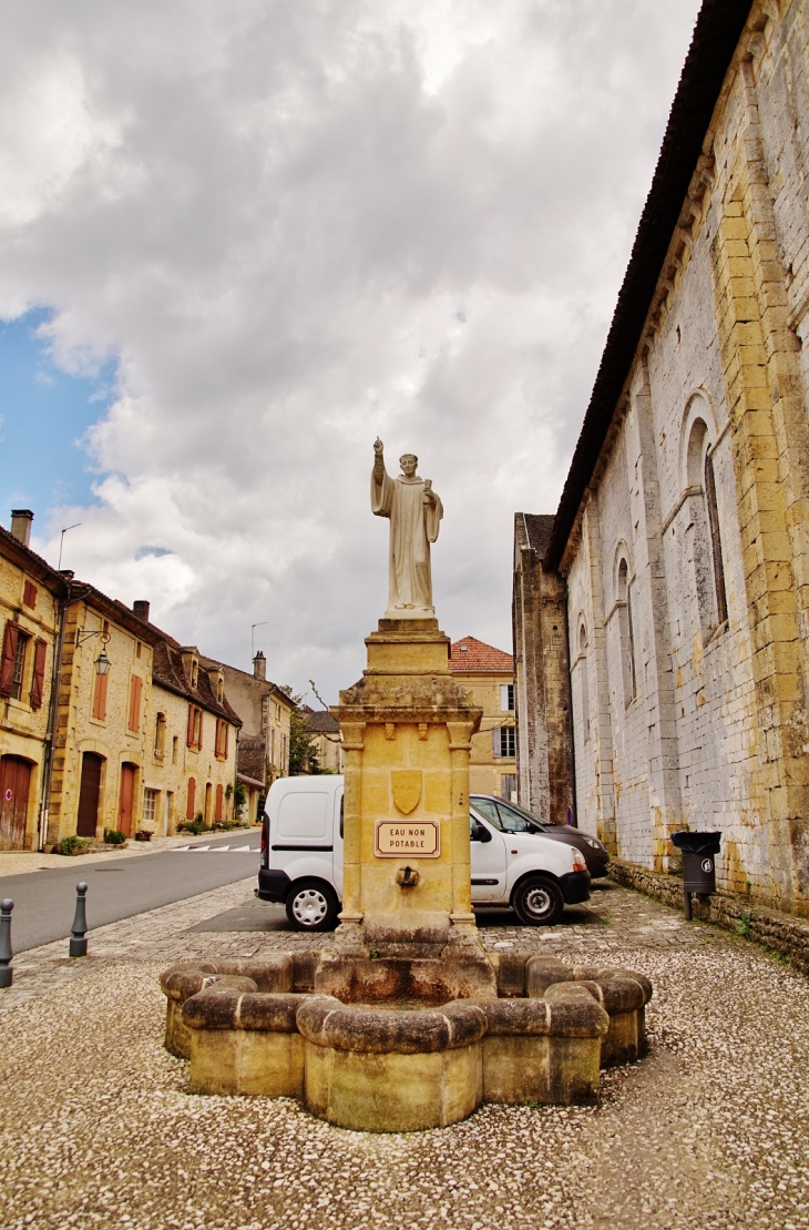 Fontaine - Le Buisson-de-Cadouin