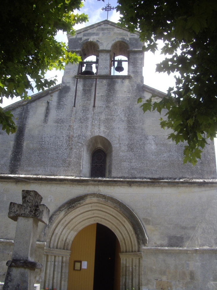 L'église romane. - Le Change