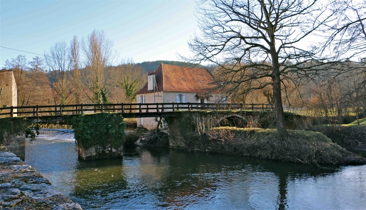 Le pont sur l'Auvézère - Le Change