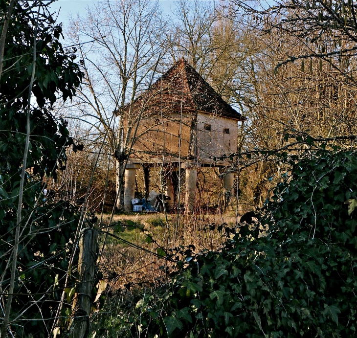 L'ancien pigeonnier - Le Change