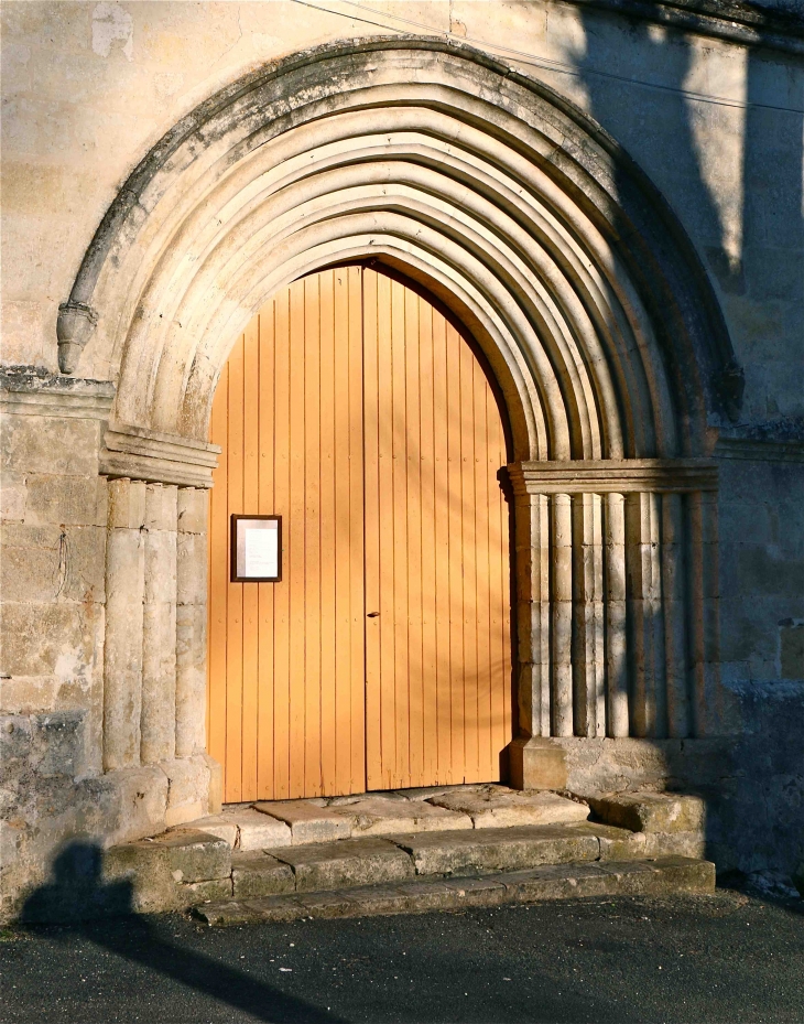 Portail de l'église Saint Jean Baptiste - Le Change