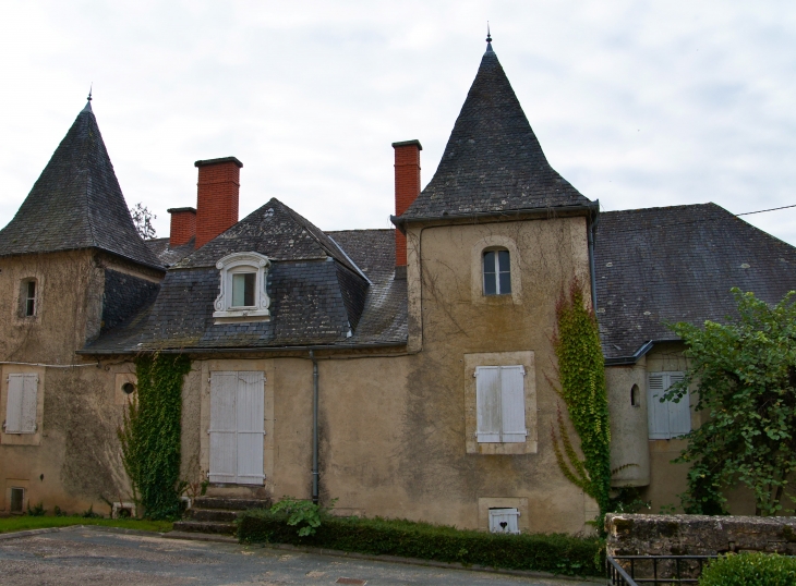 Le château de Saint Lazare en 2013. - Le Lardin-Saint-Lazare