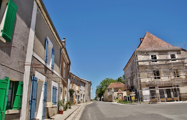 Le Village - Léguillac-de-Cercles